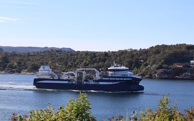 Kristoffer Tronds døpt til stor jubel